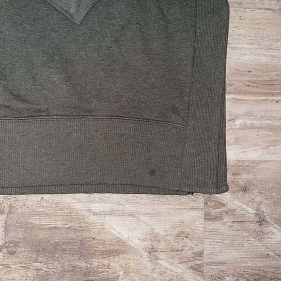 AERIE OVER SIZED Military Green Fuzzy Pullover with side  extra panel sz S - Picture 3 of 3